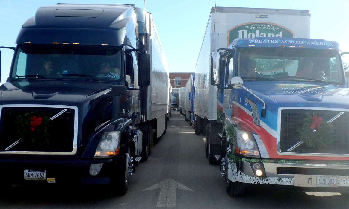 Wreaths Across America convoy to “Remember, Honor, Teach” on its way to Arlington