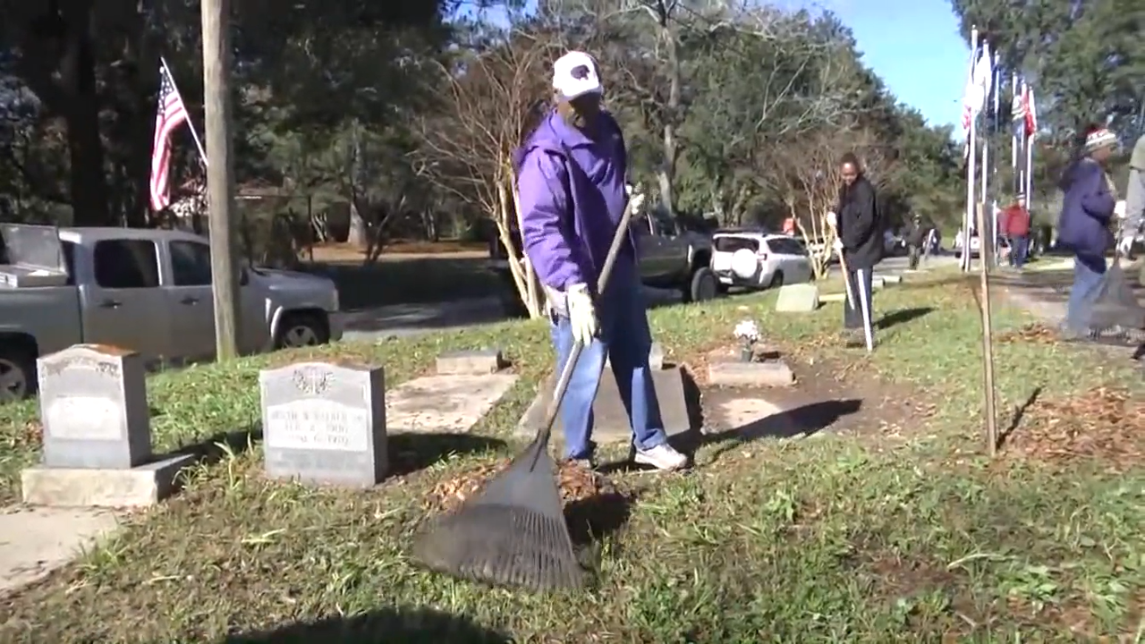 Veterans work to revitalize cemetery “in peril” as clean-up efforts falter during covid
